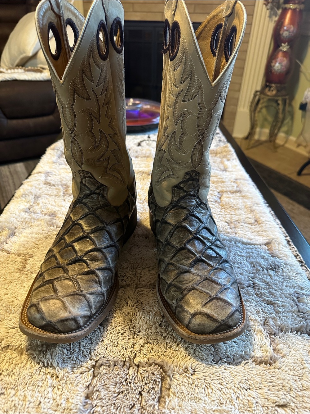 Cavender's Men's Western Boots in Taupe and Brown - Picture 2 of 12